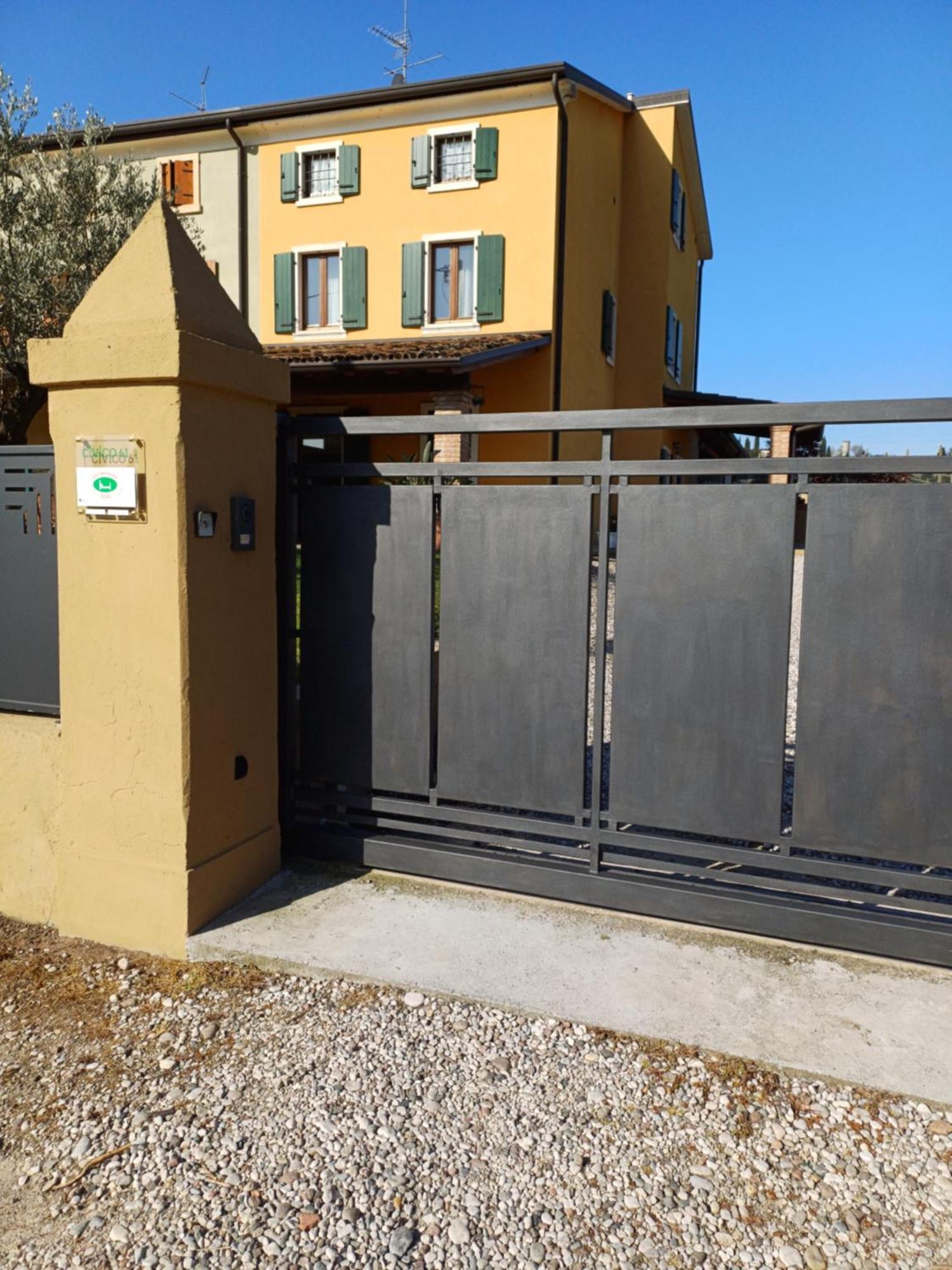 B&B Civico 61 Pastrengo Exterior photo